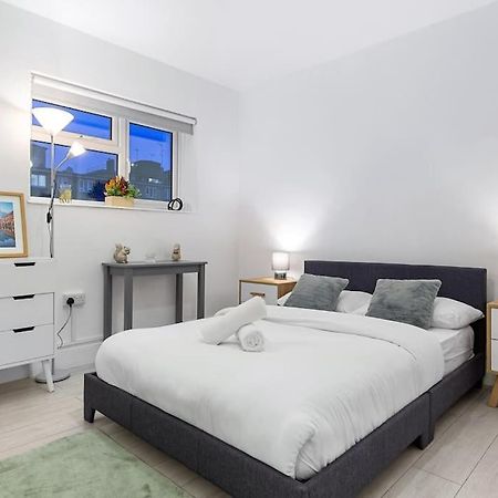 Holiday Home Near Kings Cross Sleep 12 Sp7 Λονδίνο Εξωτερικό φωτογραφία