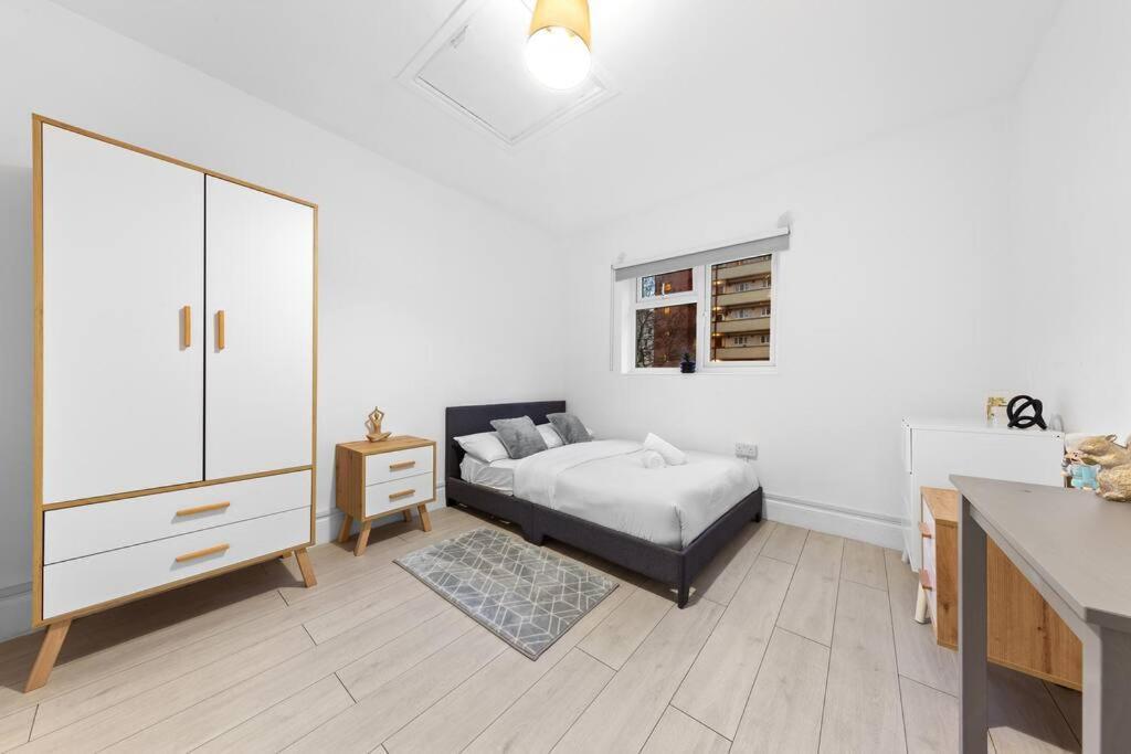 Holiday Home Near Kings Cross Sleep 12 Sp7 Λονδίνο Εξωτερικό φωτογραφία