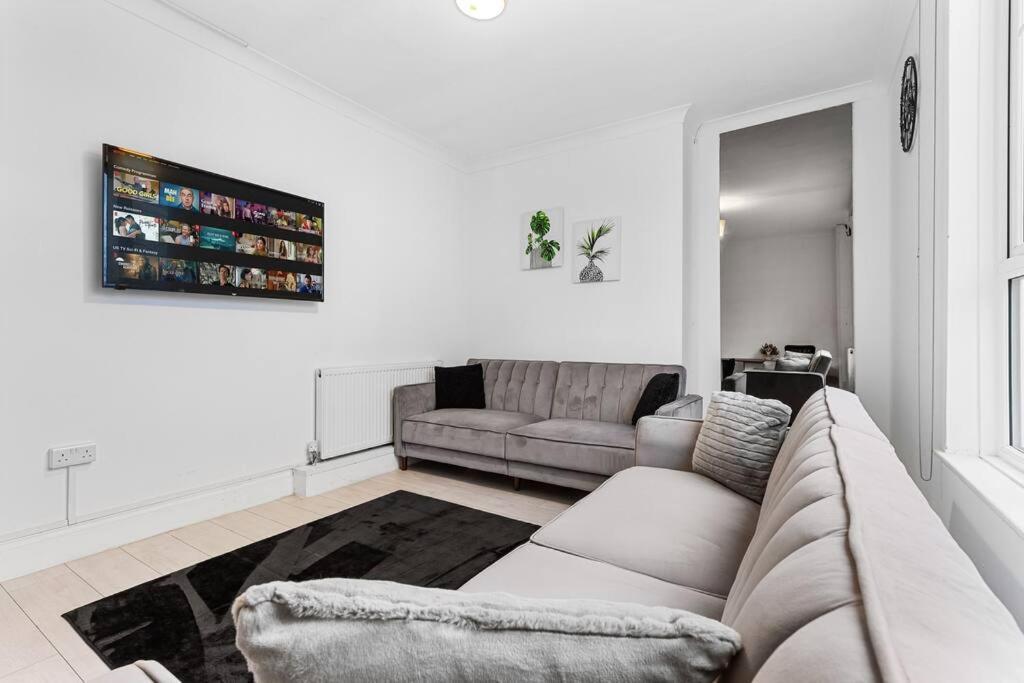 Holiday Home Near Kings Cross Sleep 12 Sp7 Λονδίνο Εξωτερικό φωτογραφία