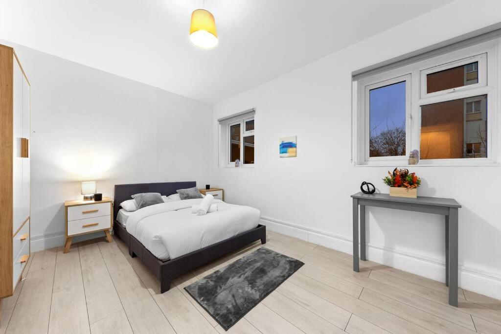 Holiday Home Near Kings Cross Sleep 12 Sp7 Λονδίνο Εξωτερικό φωτογραφία