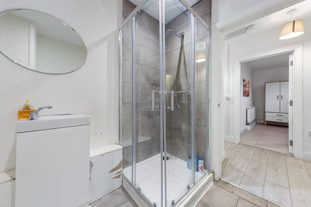 Holiday Home Near Kings Cross Sleep 12 Sp7 Λονδίνο Εξωτερικό φωτογραφία