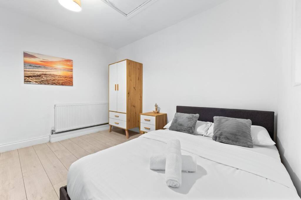 Holiday Home Near Kings Cross Sleep 12 Sp7 Λονδίνο Εξωτερικό φωτογραφία
