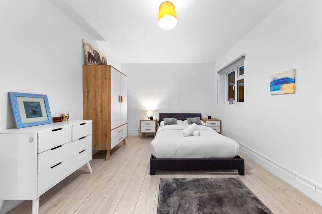 Holiday Home Near Kings Cross Sleep 12 Sp7 Λονδίνο Εξωτερικό φωτογραφία